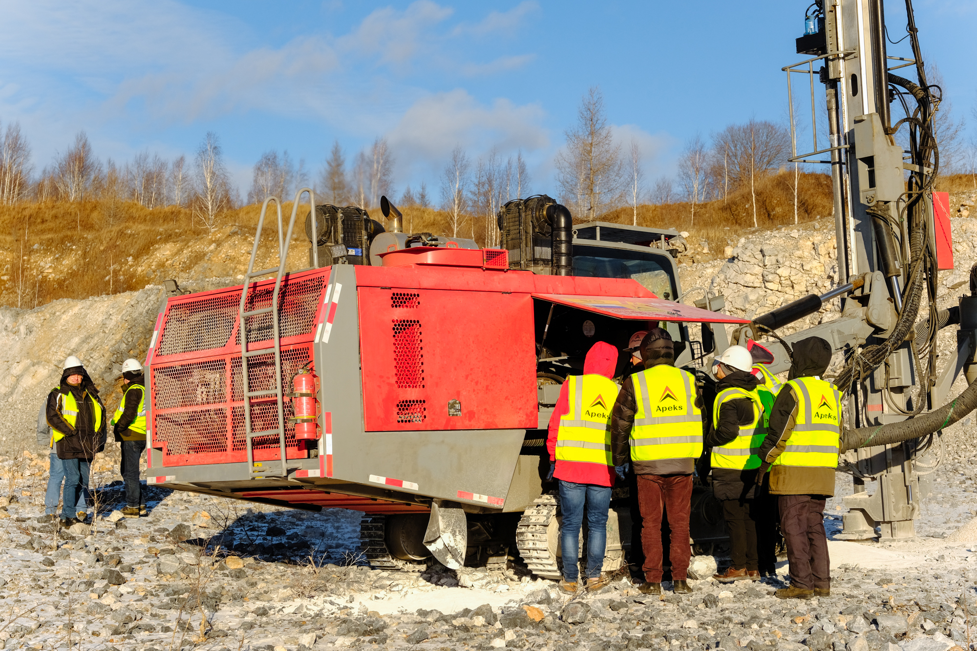 Обучение персонала навыкам работы на буровых установках на карьере заказчика Обучение персонала навыкам работы на буровых установках на карьере заказчика